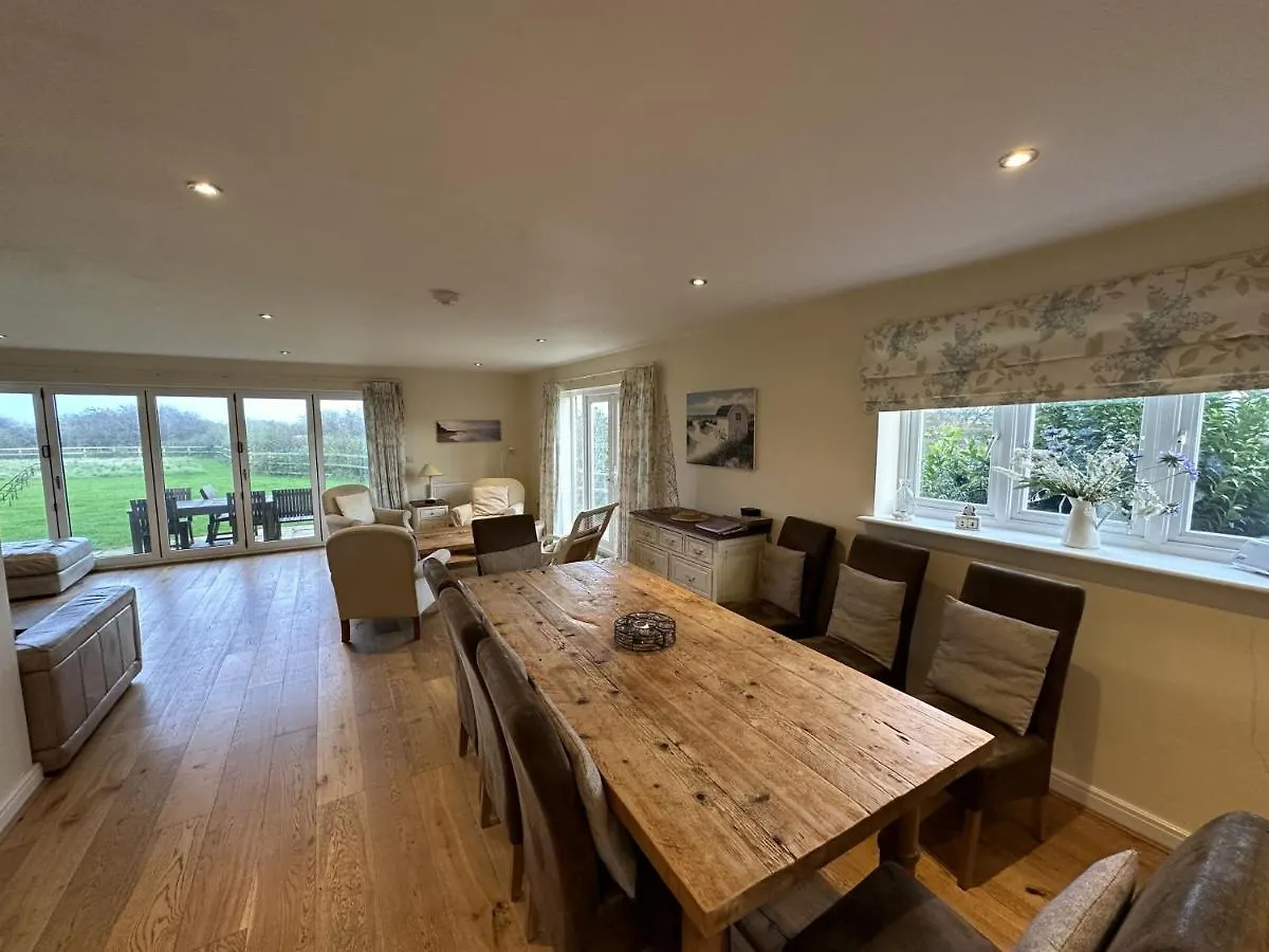 Holiday home Sunrise View Villa Reighton